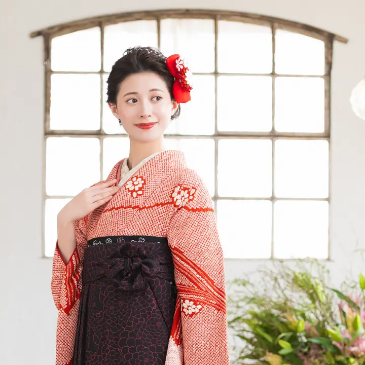 東京銀座のお洒落でかわいい卒業袴レンタル