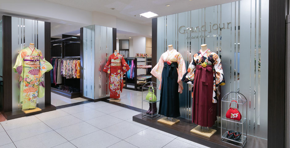 浦和でお洒落でかわいい卒業袴レンタル