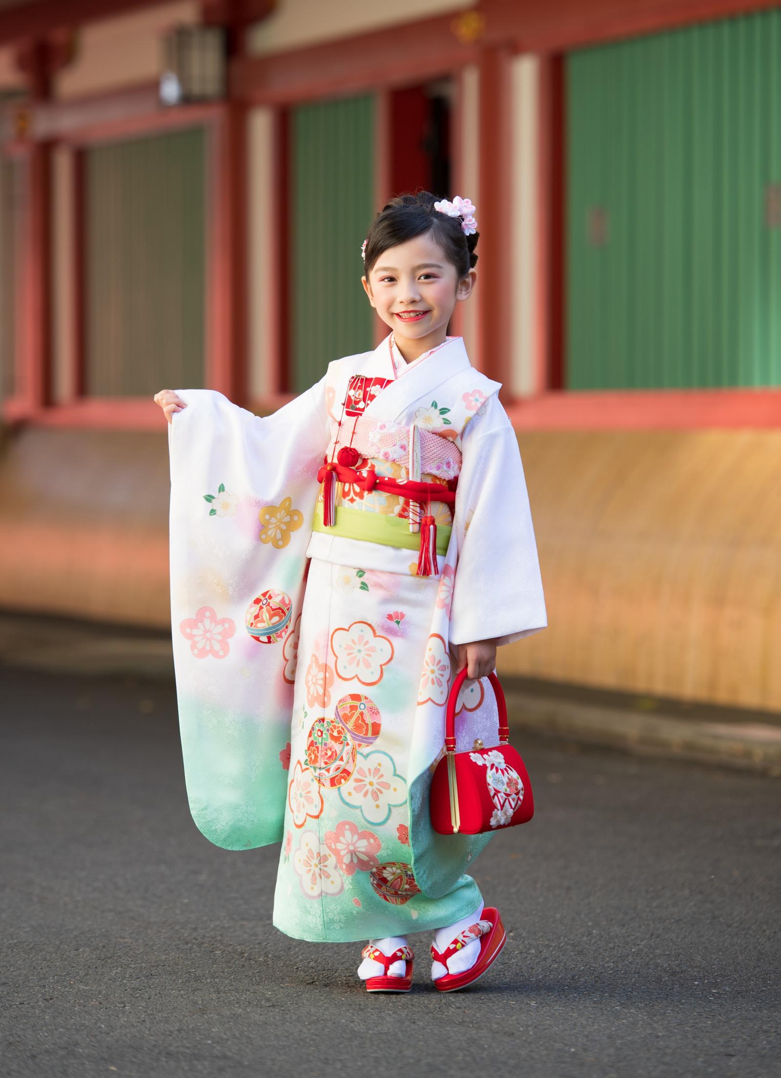 新宿店-七五三レンタル価格 ¥198,000 七五三 貸衣裳グラン